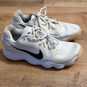 Nike hyperdunk athletic shoes